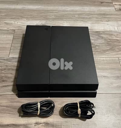 ps4 with 1 controller and 8 cds for only 200$