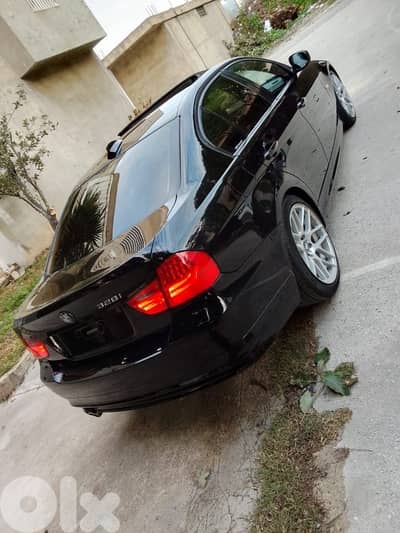 بي ام دبليو الفئة 3 2009