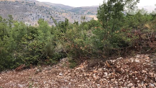 Land for Sale in Tarchich – 700 sqm أرض للبيع في ترشيش