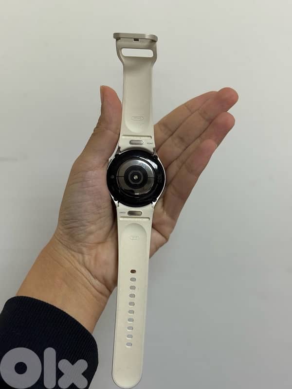 Samsung Galaxy watch6 - used 1 day only 3