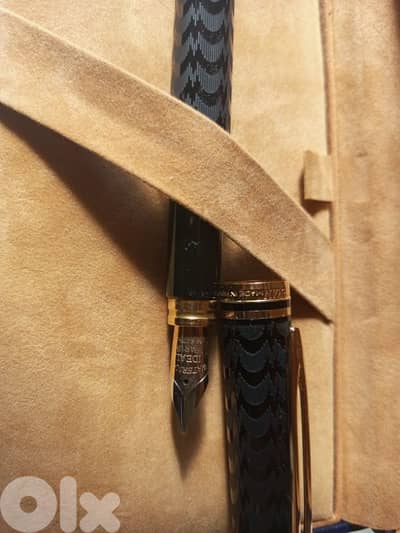 ريشة ذهب عيار ١٨ قيراط