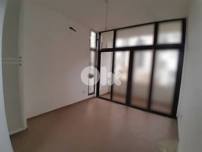 Office for Rent in Achrafieh مكتب للإيجار في الأشرفية