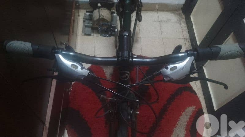 giant escape 8*3 vitess claris medium large 1