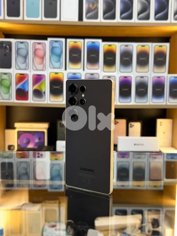 Samsung Galaxy S25 Ultra - like new 2