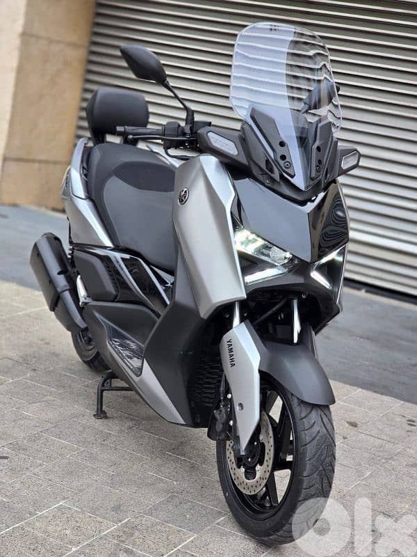 Yamaha x max 6