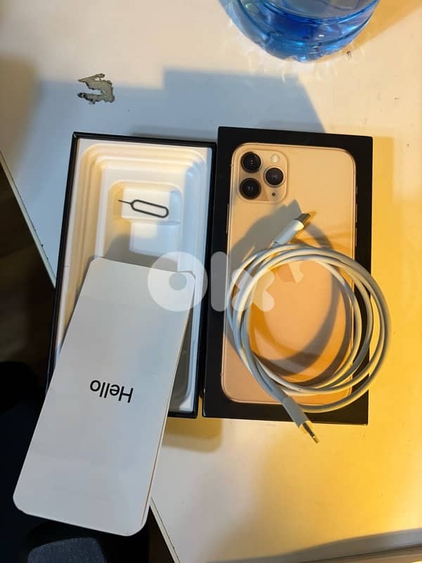 iphone 11 pro  text me on 78954012 2