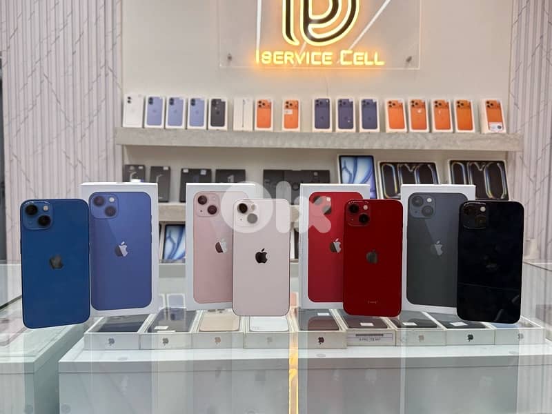 Available IPhone 13 128GB used like new super clean condition 1