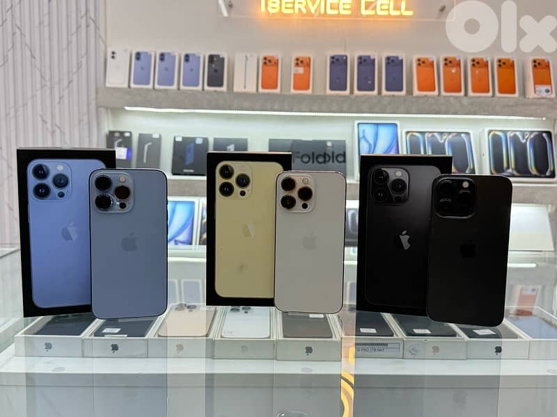 available IPhone 13 pro 128 Gb used like new super clean condition 1