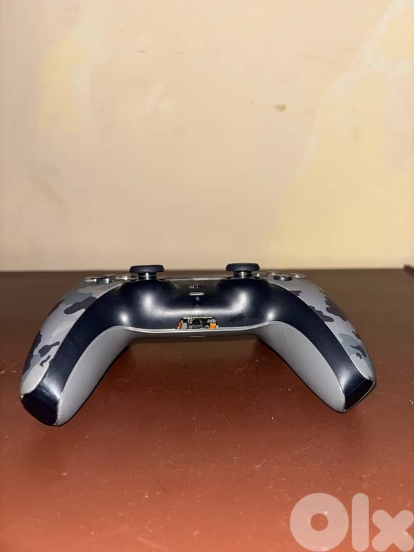 PS5 Console – Used 2 Years – All Cables + 1 Camo Controller 5