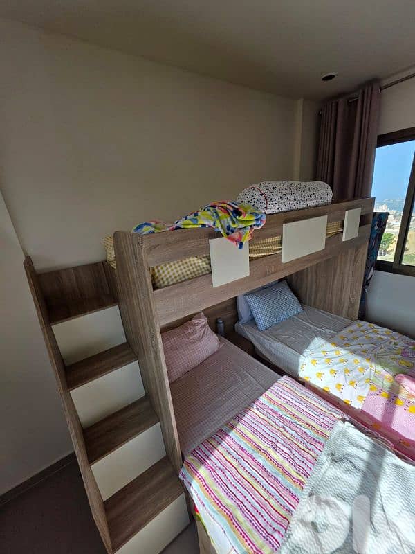 3 beds with stairs storage 1