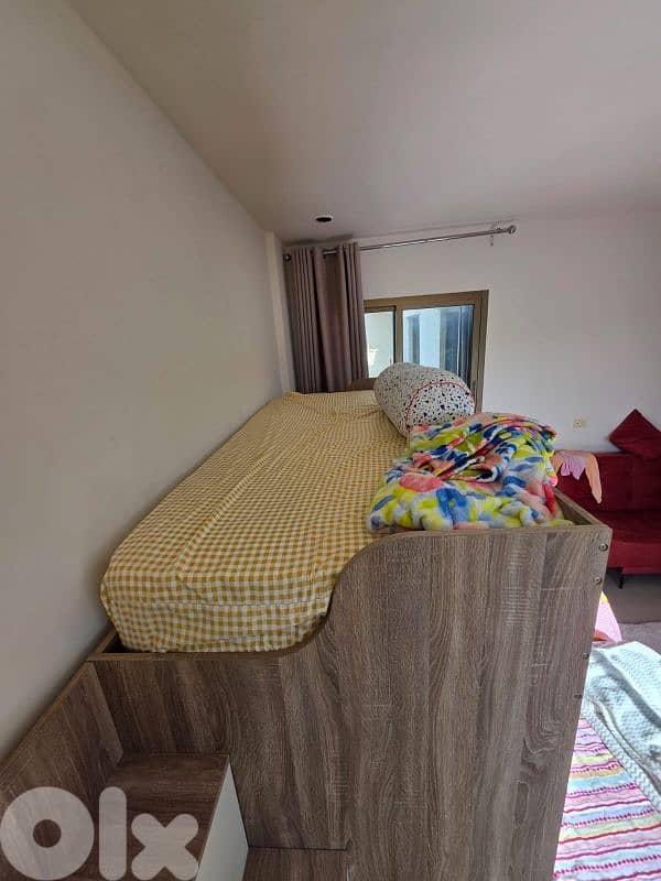 3 beds with stairs storage 2