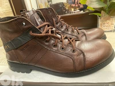 بوط رجالي اصلي ماركة Garden