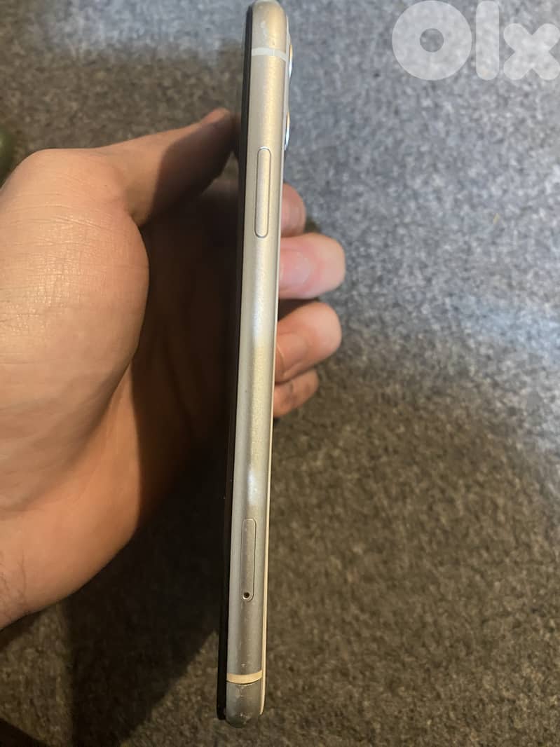 iPhone 11 128gb 4