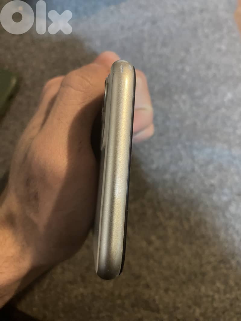 iPhone 11 128gb 5