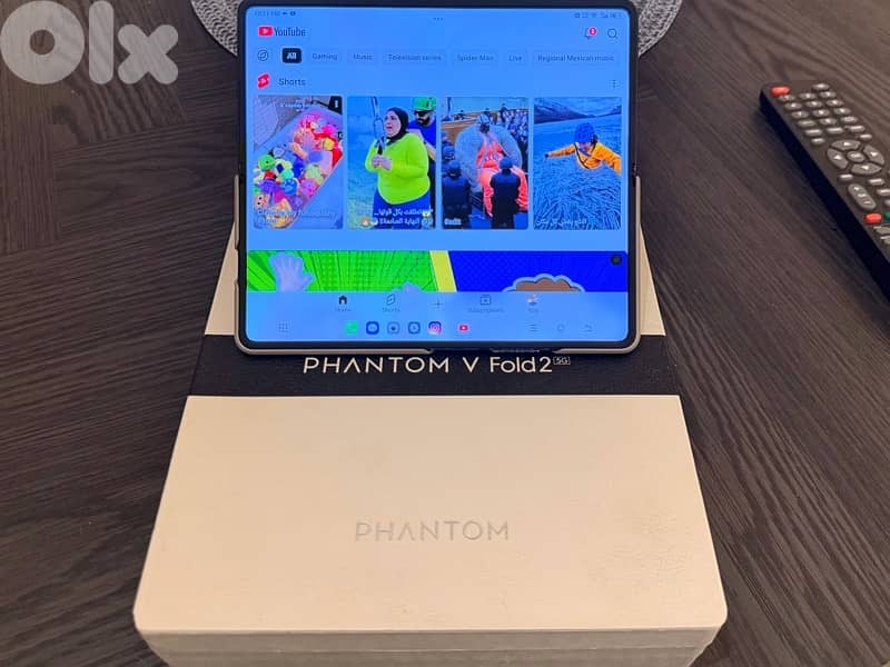 tecno phantom v fold 2 like new 5