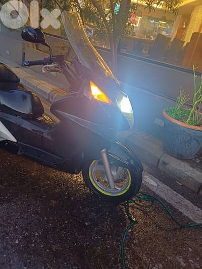 honda sylverwing black