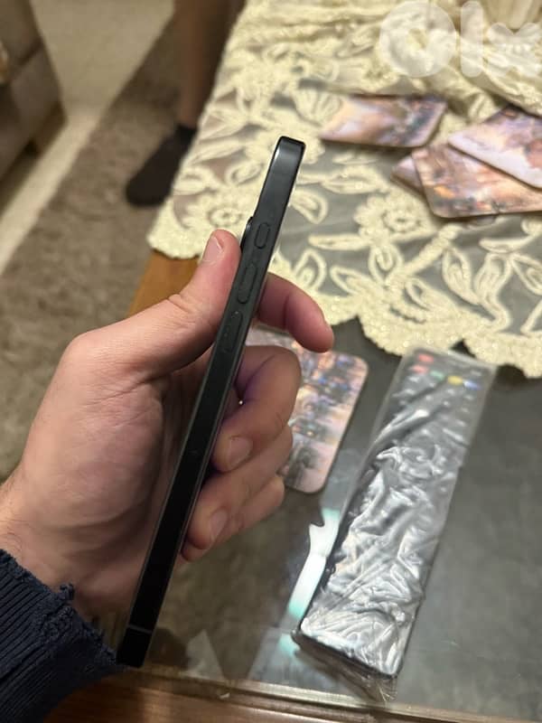 iphone 16 pro max 256gb like new 4