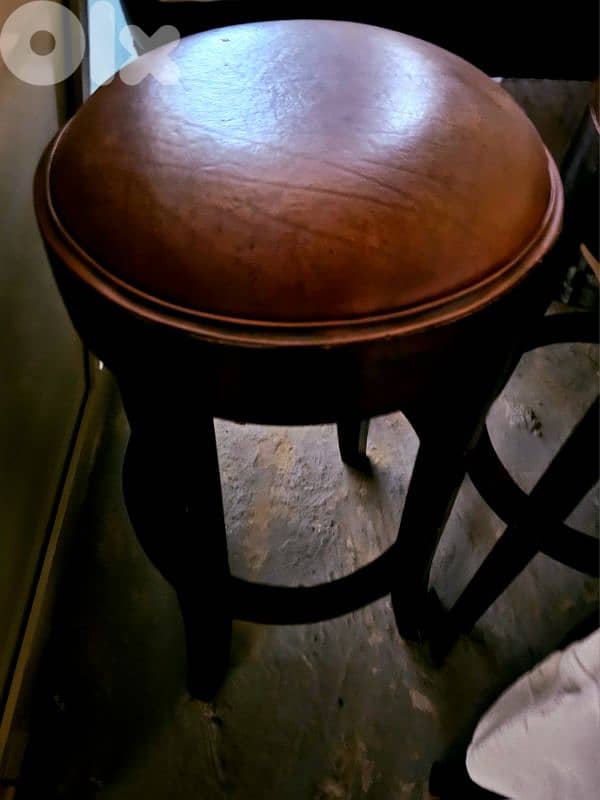 Bar with stools - solid wood engraved with metal crosses 1