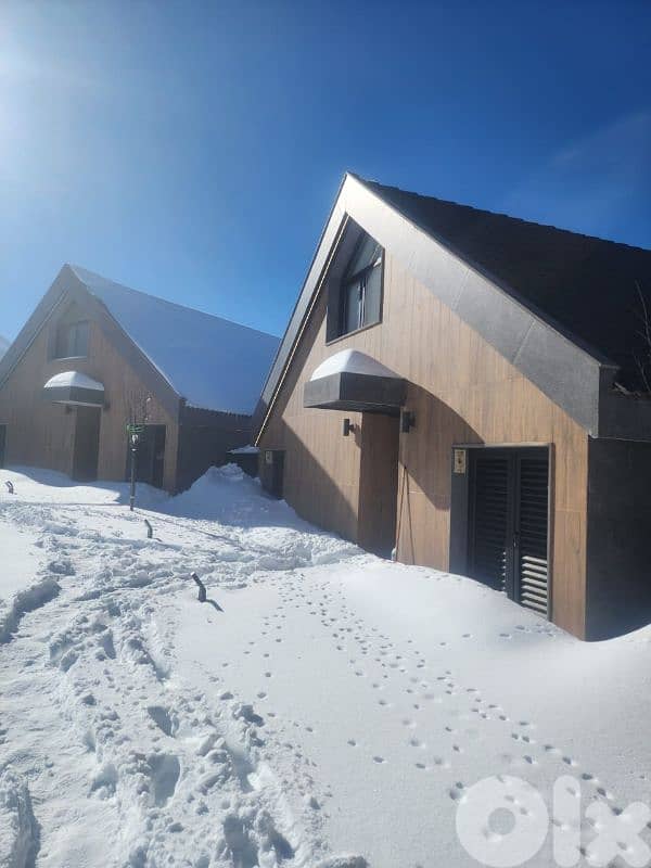 resort for sale in sanine 3