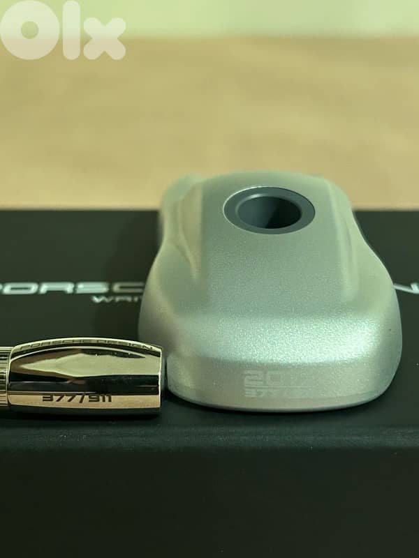 Porsche Design Pen & holder 2