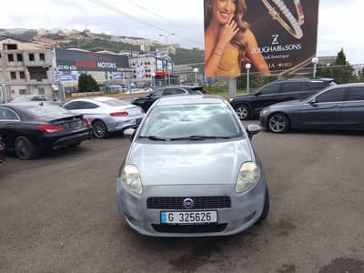 فيات بونتو 2009