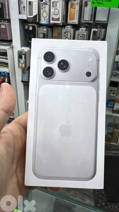 17 pro max  1 terra silver E sim new sealed w akid mjamrak