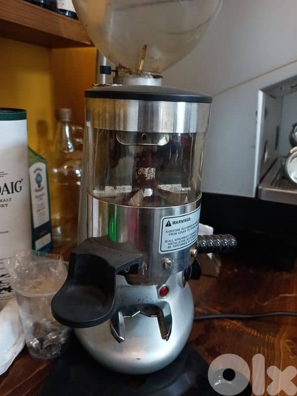 espresso machine and coffee grinder 2