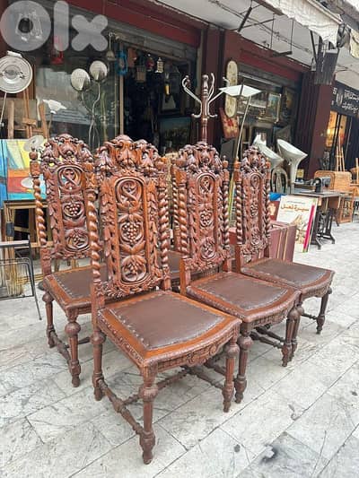 كراسي سفرة عدد٦ خشب سنديان فخمين انتيك من الروائع