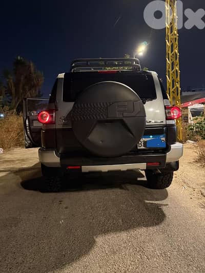 Toyota FJ Cruiser 2012