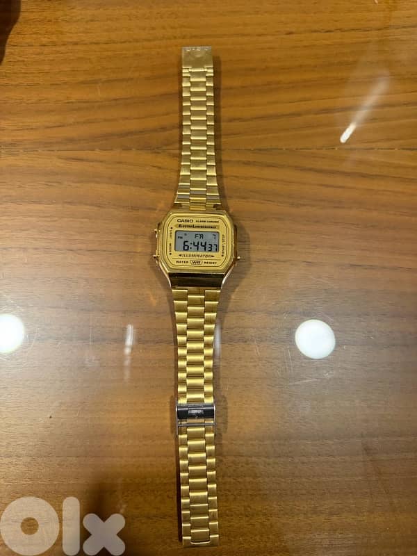 Vintage casio watch (like new) 2