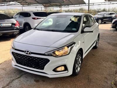 Hyundai I20 2019 White Like New One Owner