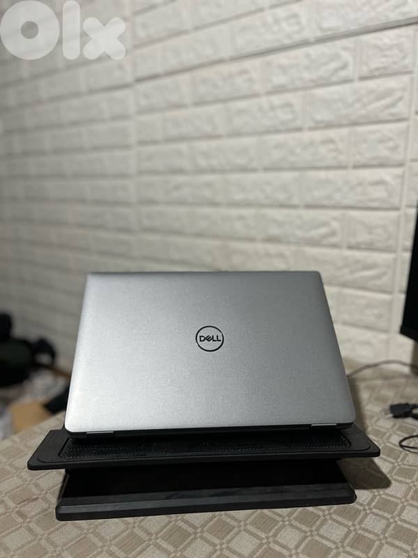Dell Laptop Like New For Sale 3