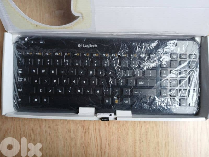 Logitech k-360 Wireless Keyboard 3