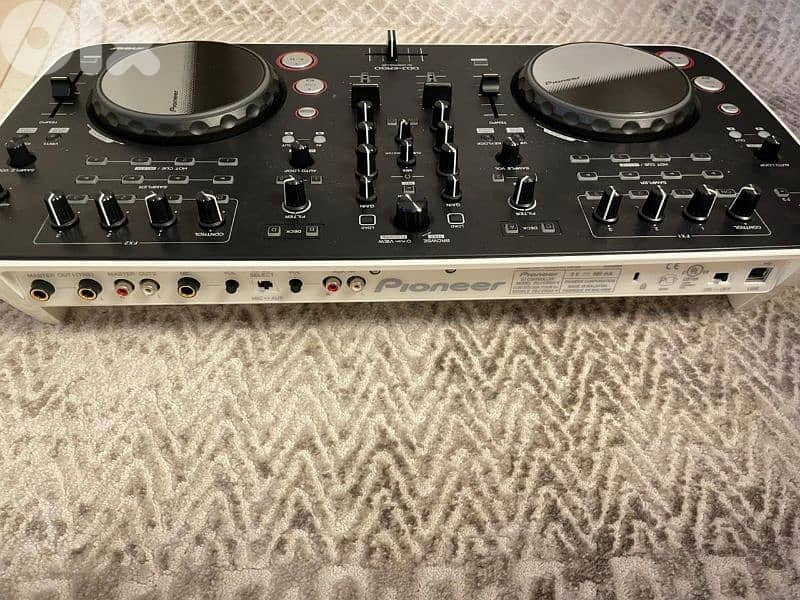 Pioneer DJJ ERGO V 3