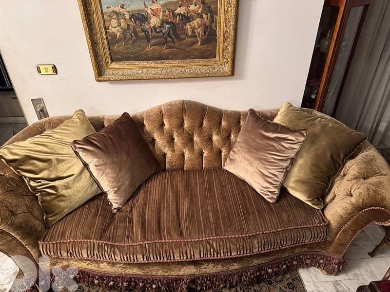 Royal Sofa for sale 2