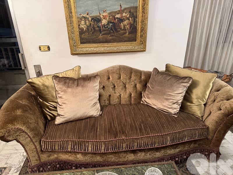 Royal Sofa for sale 6