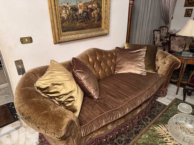 Royal Sofa for sale 8