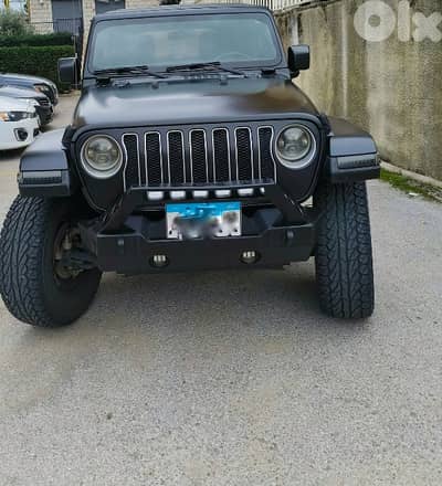 2019 matt black Jeep Wrangler Sahara Unlimited