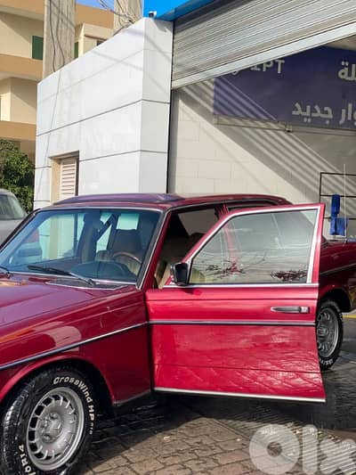 Mercedes-Benz 200 Series 1979