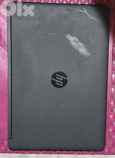 HP pro book 650 G1 barely used comes with charger and mouse
