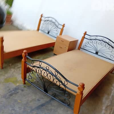 تخوتي اوروبي شبه جديد