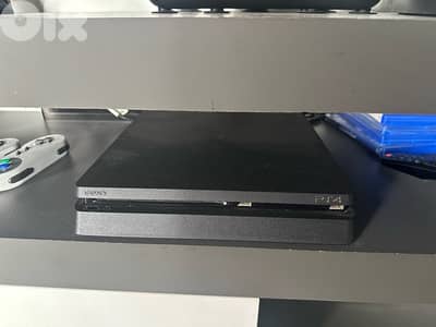 PS4 slim 500gb + racing steering pxn pro