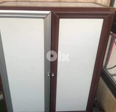 Double door storage cabinet