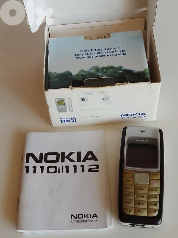 For Collectors 2 Nokia 1110i + 6230i EW Condition n battery n charger 1