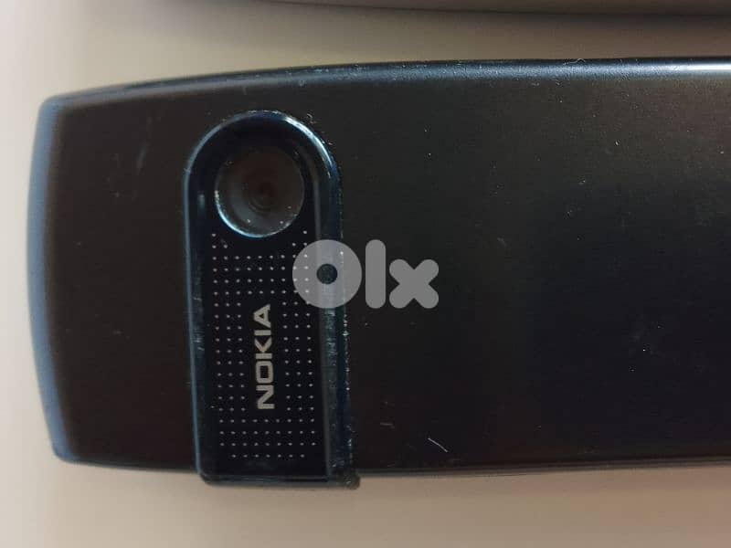 For Collectors 2 Nokia 1110i + 6230i EW Condition n battery n charger 8