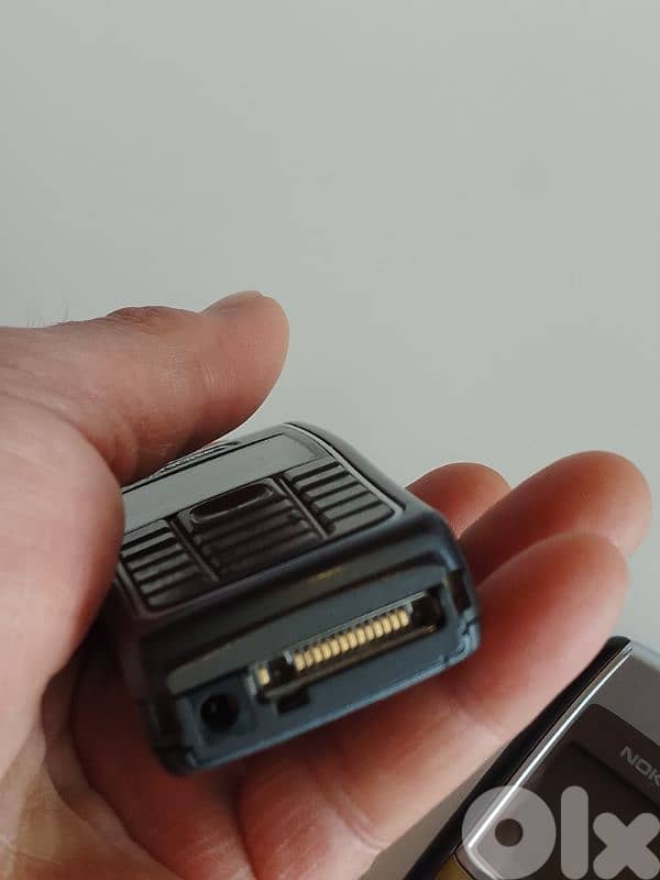 For Collectors 2 Nokia 1110i + 6230i EW Condition n battery n charger 15