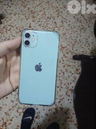 iPhone 11 used like new