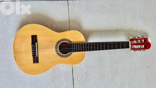 Guitar new Never used