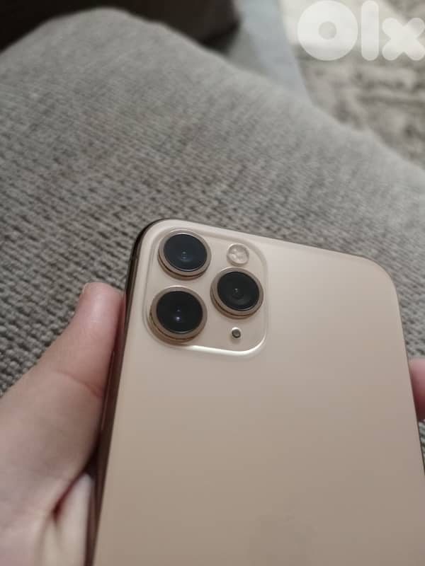 iPhone 11 pro max 2