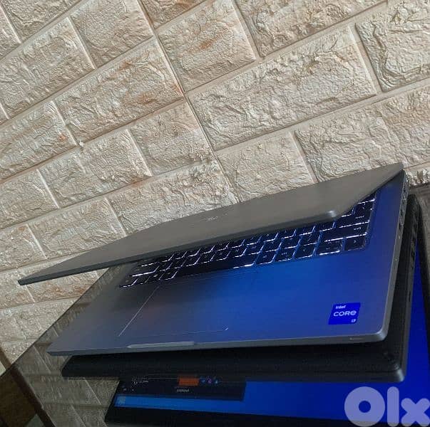 core i7 gen 11 16GB/512Nvme 2